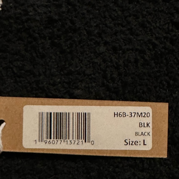 NWT HELLO NITE REVOLVE PLUSH V NECK SWEATER IN BLACK - Picture 8 of 13